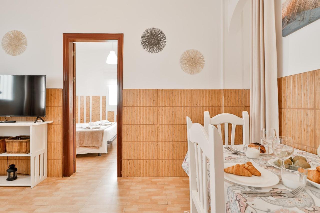 C2 - Seaside Pedregalejo 3 Bedrooms Apartment มาลากา ภายนอก รูปภาพ